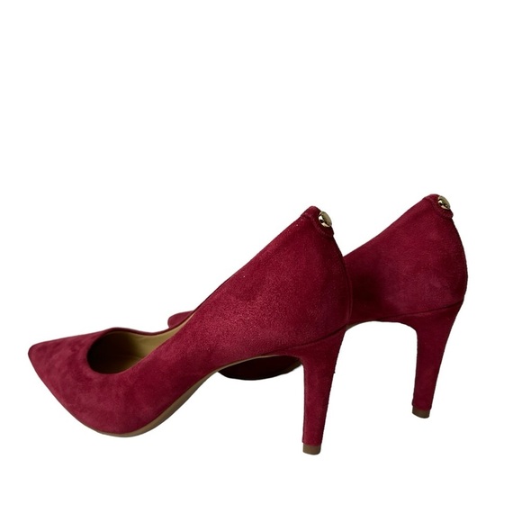 Michael kors women’s dorothy flex pump suede in color berry size 6M - Picture 7 of 8